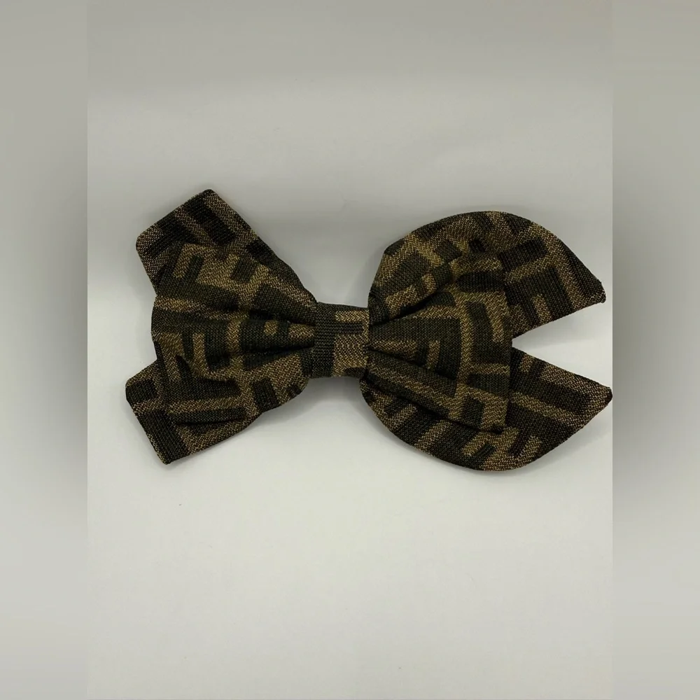 Elegant F LOGO Brown and Black Bow Hair clip luxury Accessory NEW